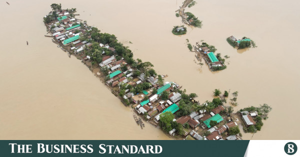 1. A Village In Tahirpur. All Nearby Villages Were Flooded In A Similar Fashion.jpg