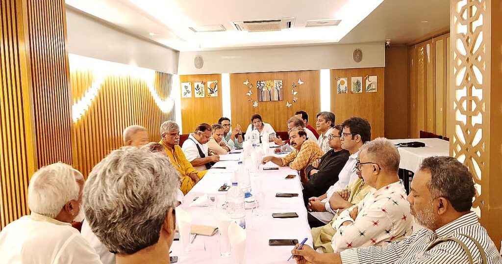 Prothomalo english2f2025 10 032fgwiriqjk2fprothomalo bangla2025 09 29v0mrmyb7saki meeting.avif.jpeg