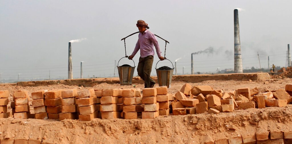 Brick kiln bangladesh.jpg