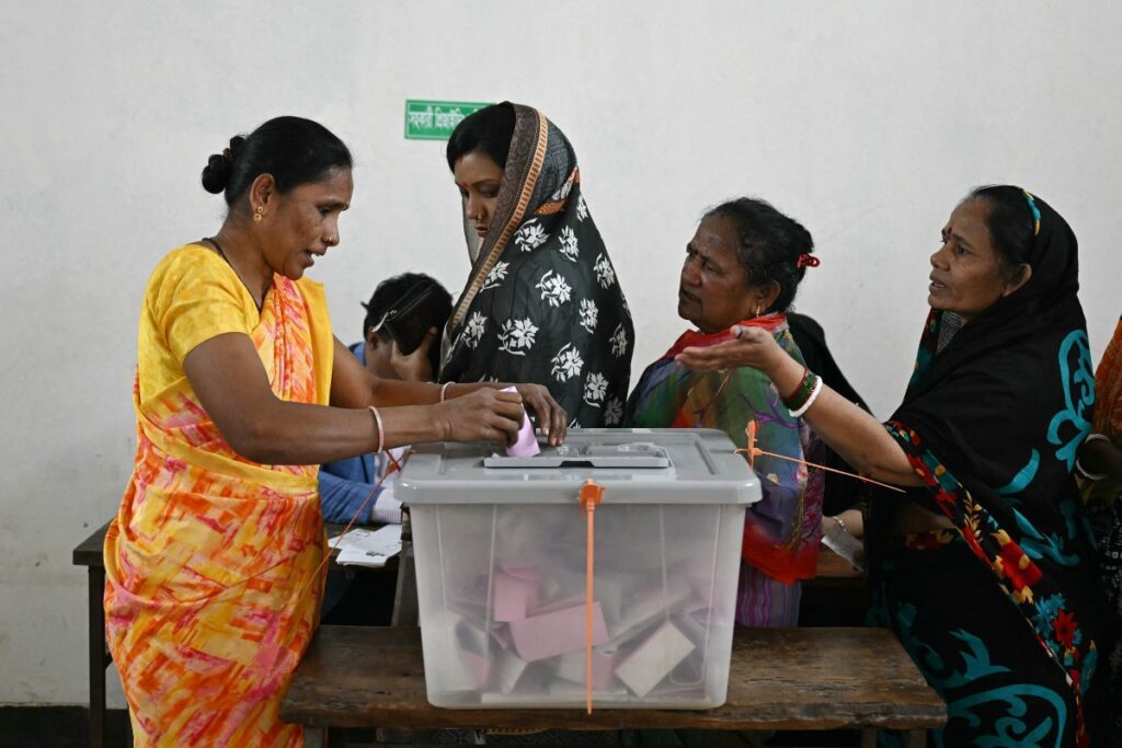 Afp 20260212 976n36j v3 midres bangladeshpoliticsvote.jpg